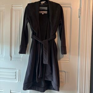 Women’s SM UGG Robe - black
